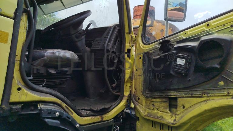 Camião tanque Volvo FMX