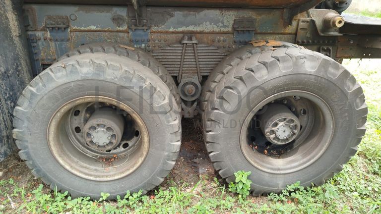 Camião tanque Volvo FMX