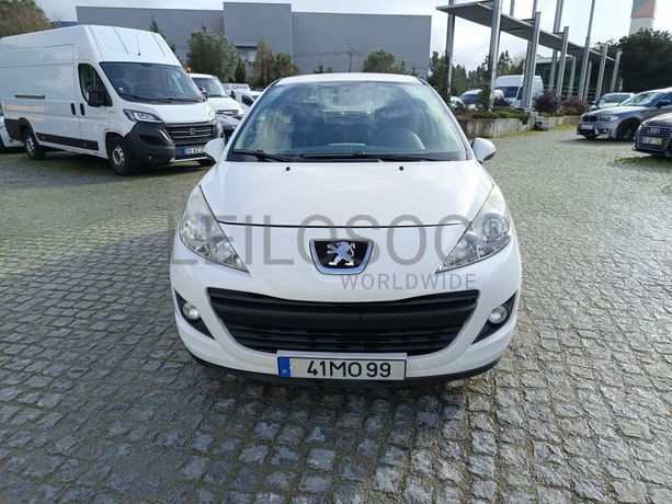 Peugeot 207 · Ano 2011