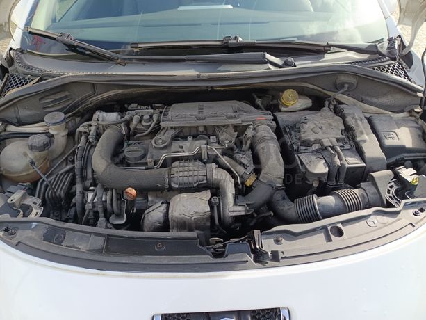 Peugeot 207 · Ano 2011