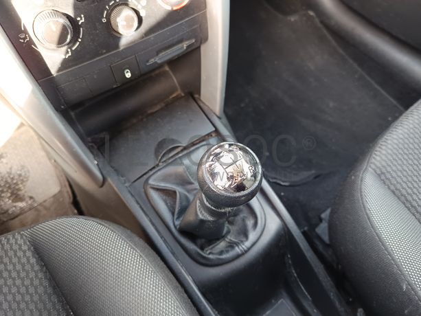 Peugeot 207 · Ano 2011