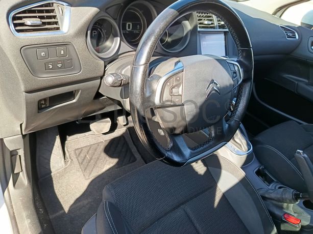 Citroën C4 · Ano 2016