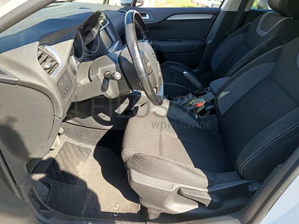 Citroën C4 · Ano 2016