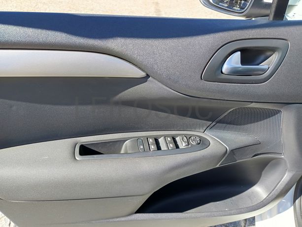 Citroën C4 · Ano 2016