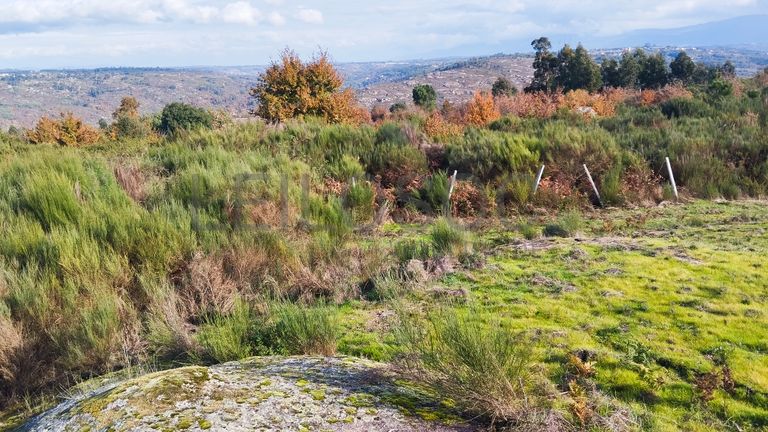 Terreno com 450 m² · Travanca de Lagos, Oliveira do Hospital