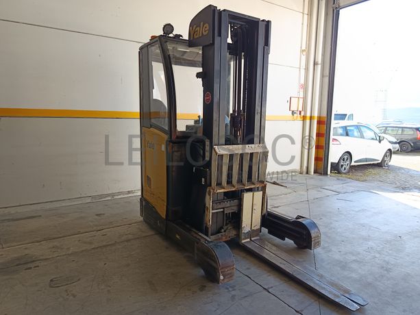 Empilhador Retrátil Yale · Ano 2017