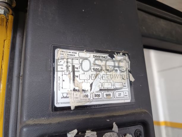 Empilhador Retrátil Yale · Ano 2017