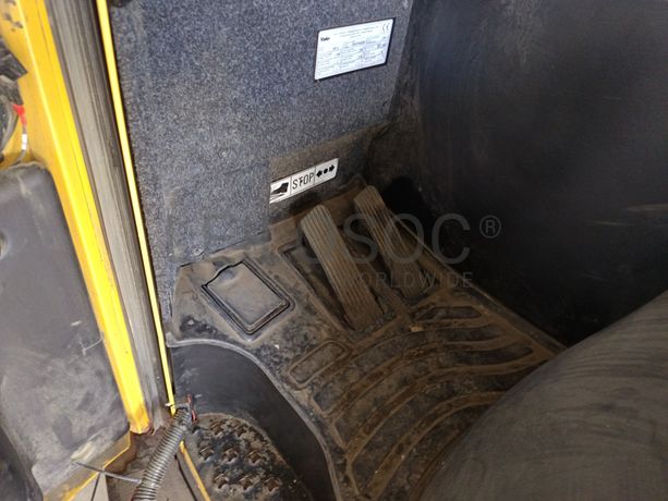 Empilhador Retrátil Yale · Ano 2017