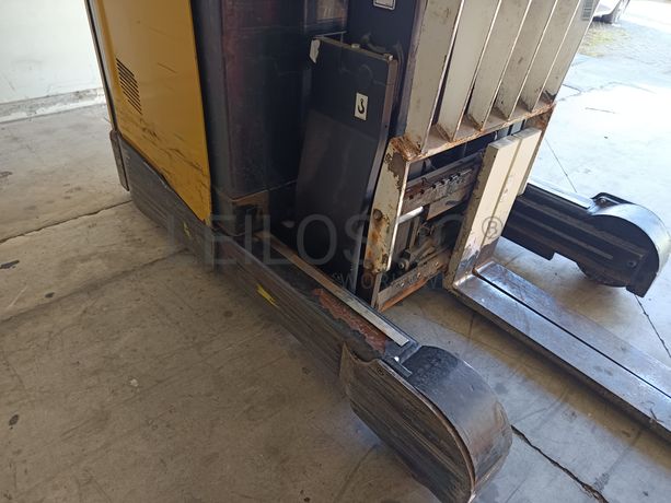 Empilhador Retrátil Yale · Ano 2017