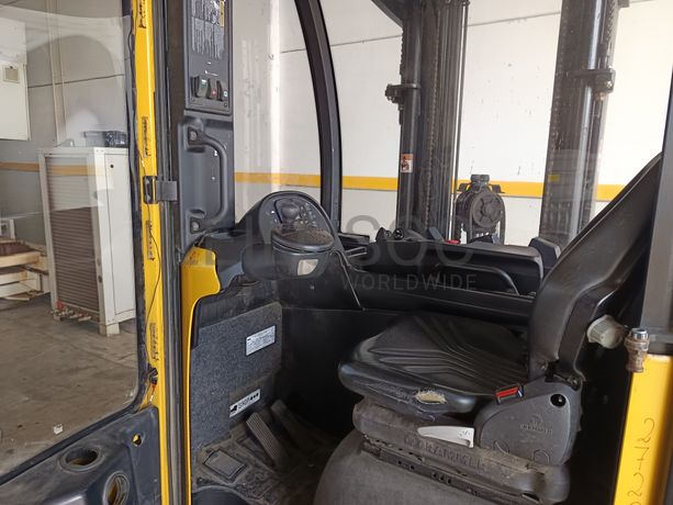 Empilhador Retrátil Yale · Ano 2017