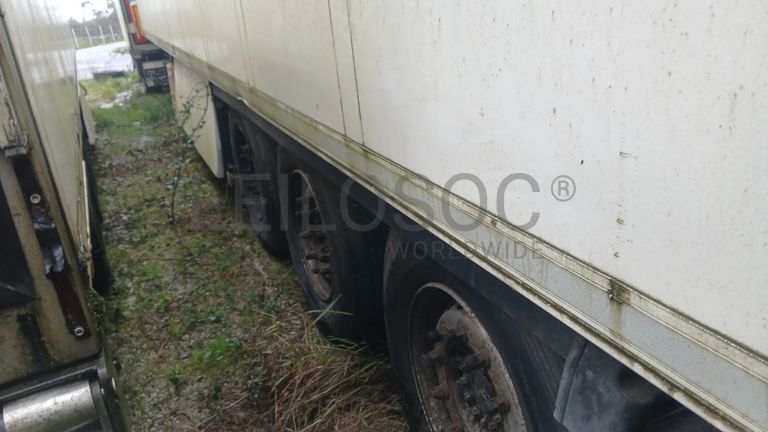 Semirreboque Krone SKO 24