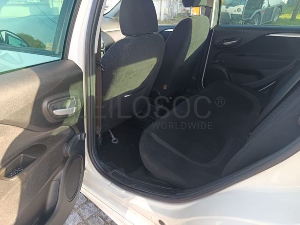 Fiat Punto · Ano 2013