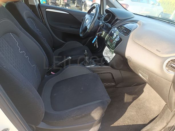 Fiat Punto · Ano 2013