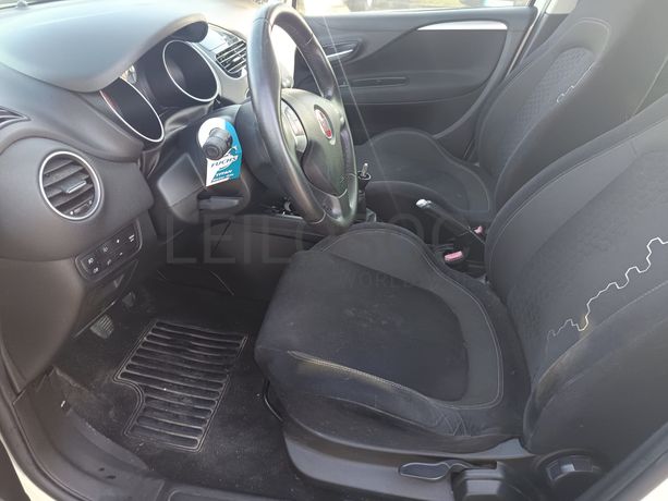 Fiat Punto · Ano 2013