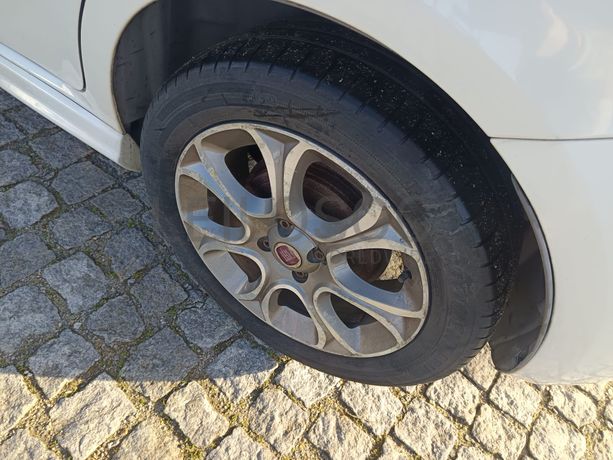 Fiat Punto · Ano 2013