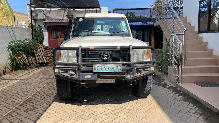 Toyota Land Cruiser 3,00m - 2012