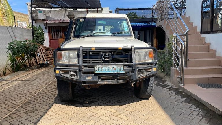 Toyota Land Cruiser 3,00m - 2012