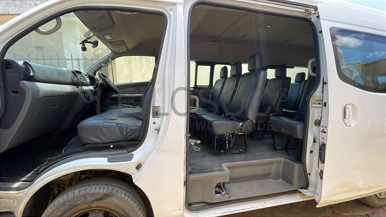 Nissan Urvan 2,71m - 2015