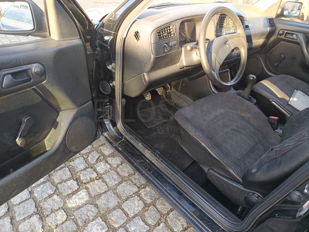 Volkswagen Golf · Ano 1993