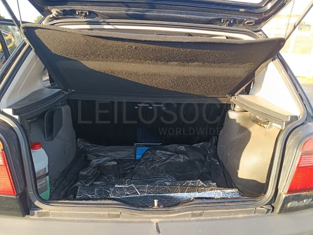 Volkswagen Golf · Ano 1993