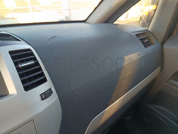 Opel Zafira · Ano 2009