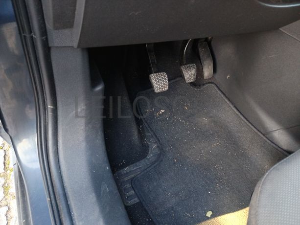 Opel Zafira · Ano 2009