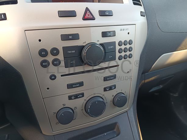 Opel Zafira · Ano 2009