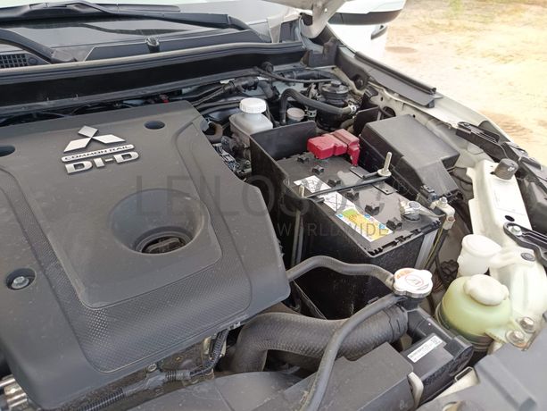 Mitsubishi L200 2.3 DI-D 4 WD Space CAB · Ano 2022