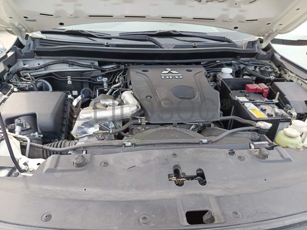 Mitsubishi L200 2.3 DI-D 4 WD Space CAB · Ano 2022