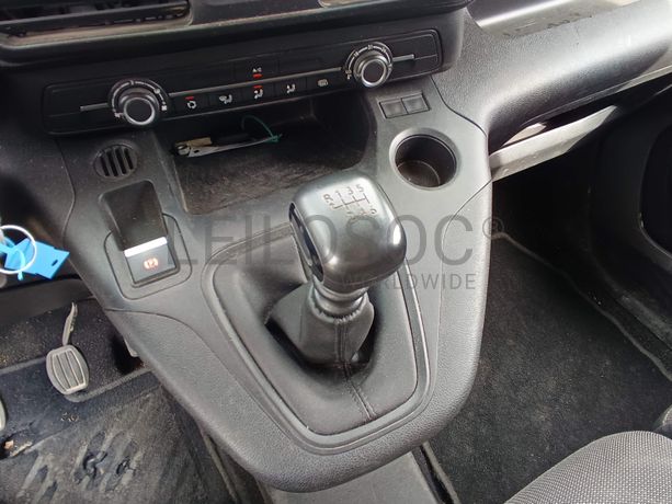 Opel Combo 1.5 CDTI · Ano 2022