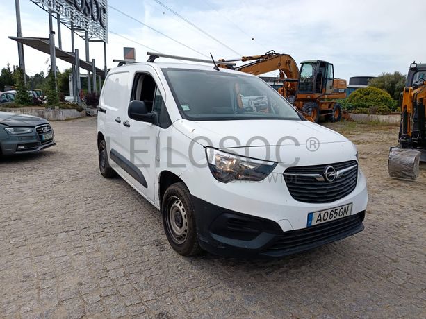 Opel Combo 1.5 CDTI · Ano 2022