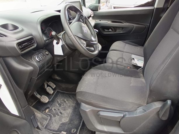 Opel Combo 1.5 CDTI · Ano 2022