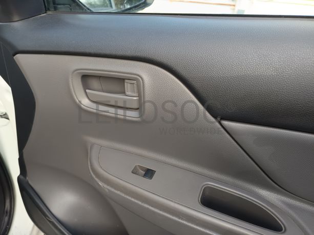 Mitsubishi L200 · Ano 2019