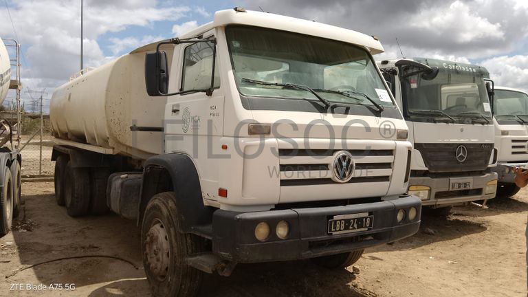 Camião Cisterna Volkswagen Worker 31-310