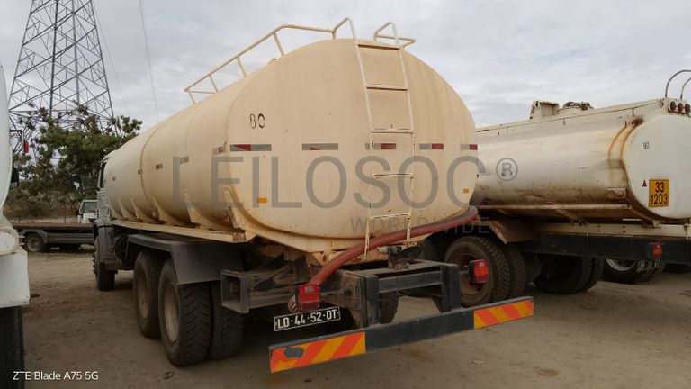 Camião Cisterna Volkswagen Worker 31-310