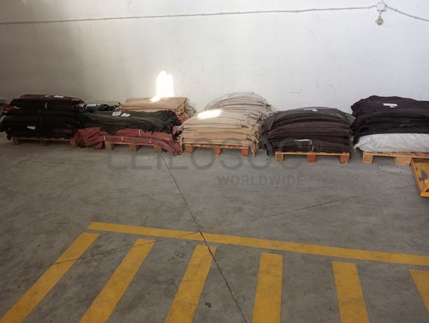 Estantes Industriais · Stock