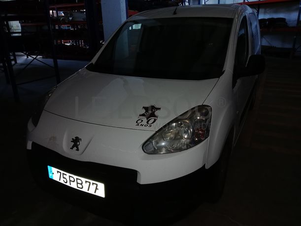 Peugeot Partner · Ano 2014