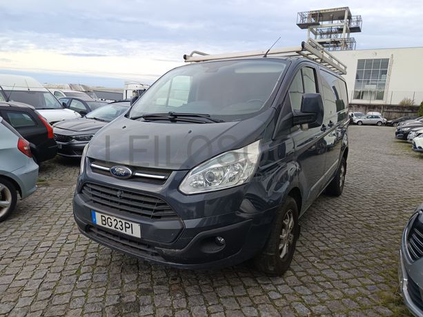 Ford Transit Custom · Ano 2014
