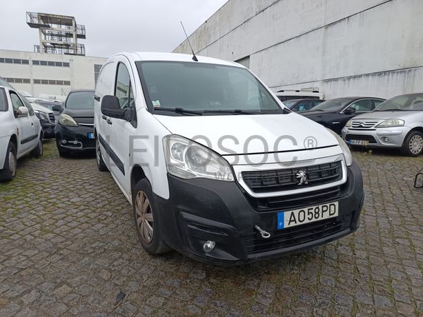 Peugeot Partner · Ano 2016