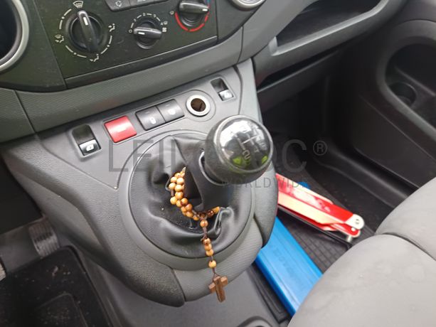 Peugeot Partner · Ano 2016