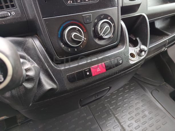 Peugeot Boxer · Ano 2015