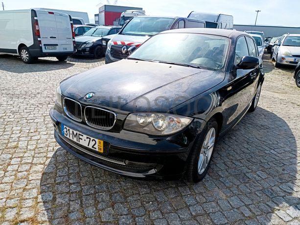 BMW 118d · Ano 2011