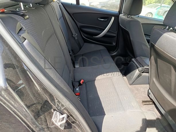 BMW 118d · Ano 2011