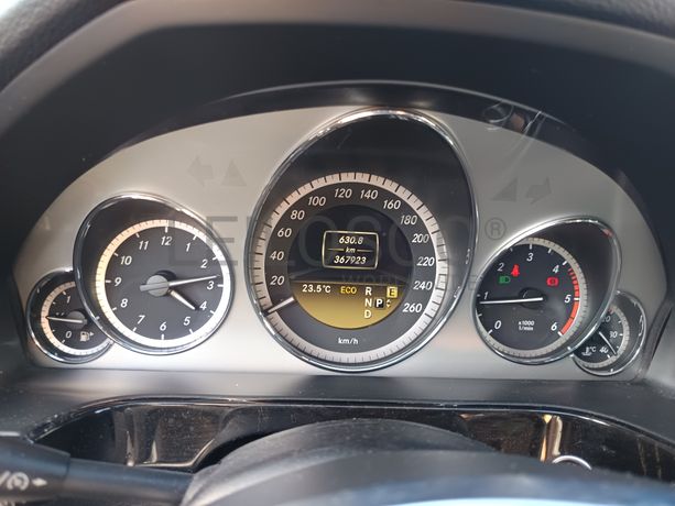 Mercedes-Benz E250 · Ano 2012
