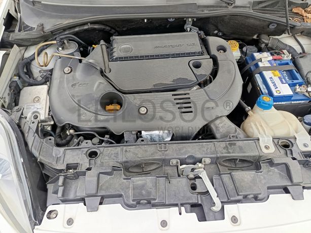 Fiat Punto · Ano 2013