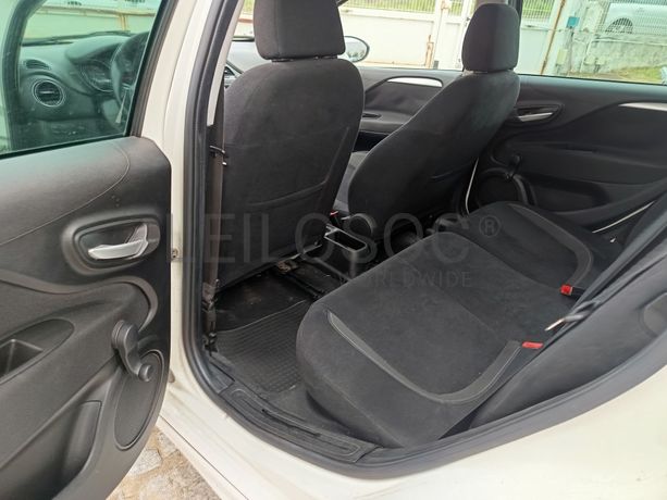 Fiat Punto · Ano 2013