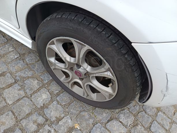 Fiat Punto · Ano 2013