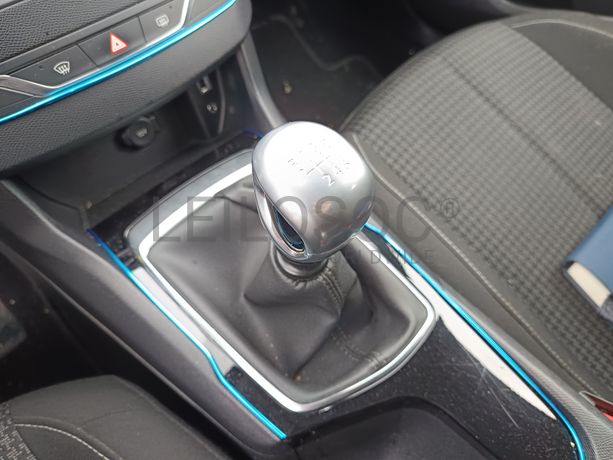 Peugeot 308 1.6 BlueHDi · Ano 2017