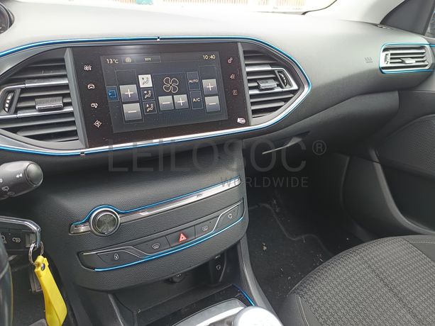 Peugeot 308 1.6 BlueHDi · Ano 2017