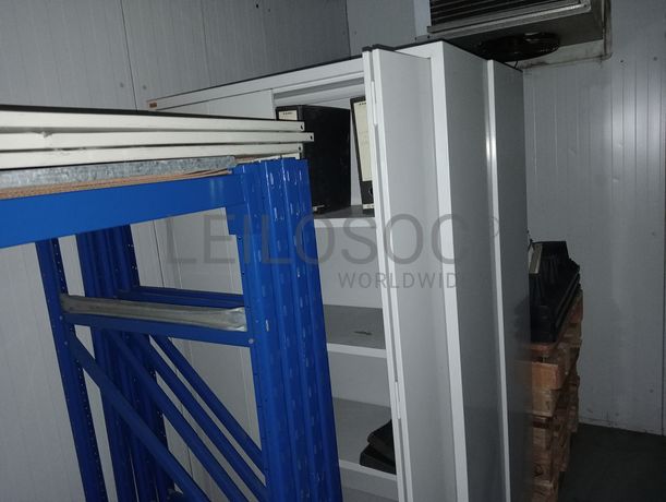 Câmara de Congelação · Mobiliário